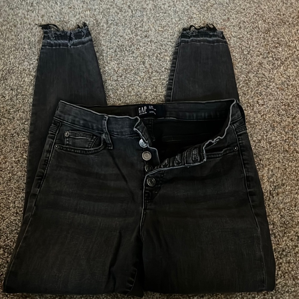 Gap frayed hem black jeggings